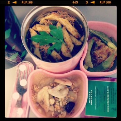 Pesto Pasta, Quinoa Cakes, Edamama, Applesauce