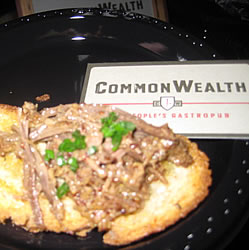 commonwealth: beef brisket on toasted baguette topped with scallions